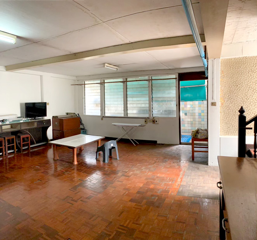 หอพักหญิงสุขสันต์, พื้นที่ส่วนกลาง, หอพักใกล้สวนสุนันทา