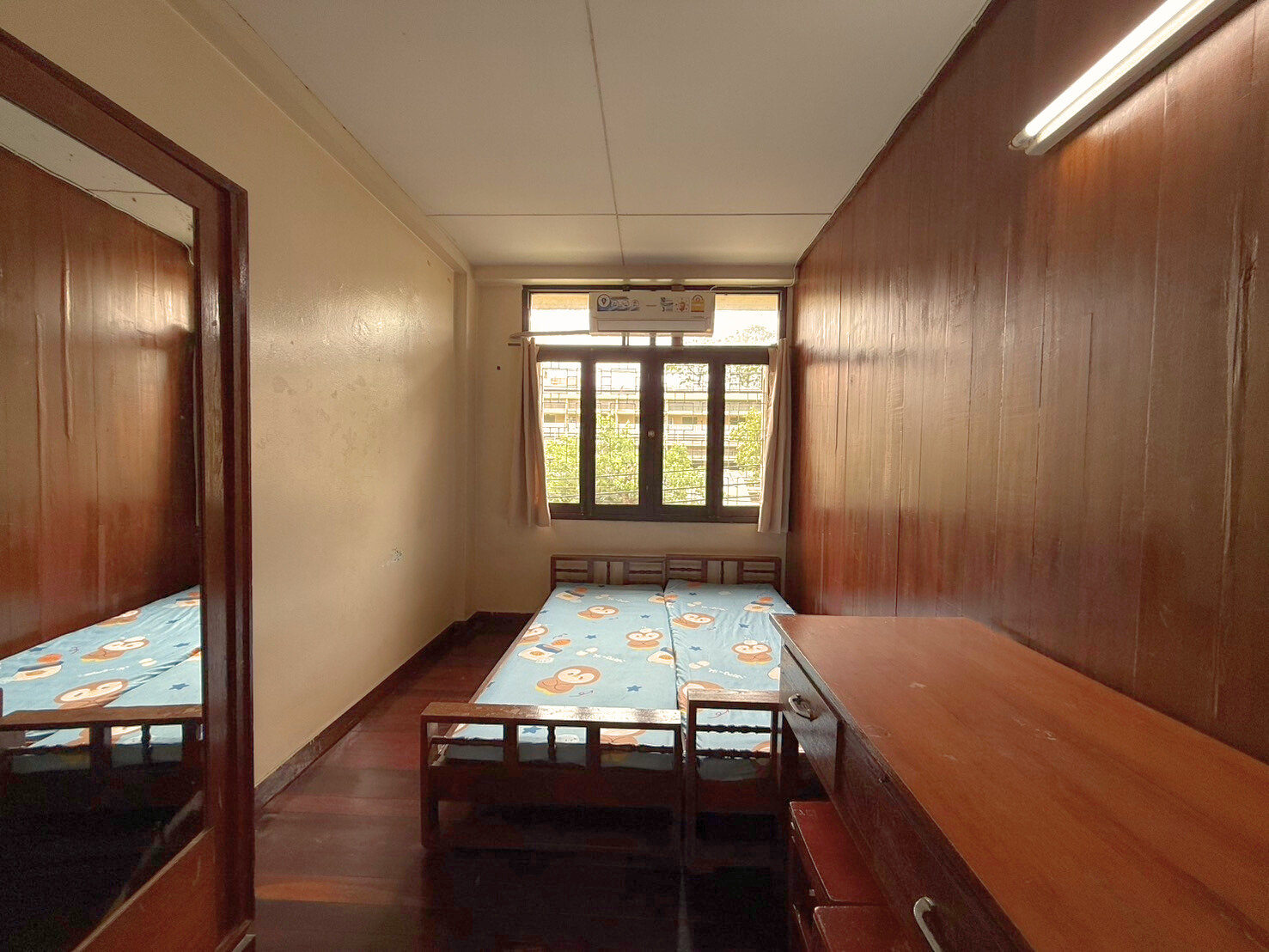 ห้องแอร์, ห้องพัก, หอพัก